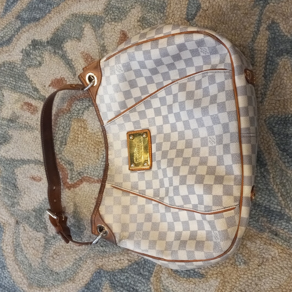Louis Vuitton Purse